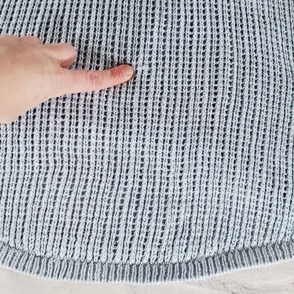 🔺️Cabi Blue Silk Blend Knit Hi-Low Sleeveless Sweater XSmall - Picture 12 of 14